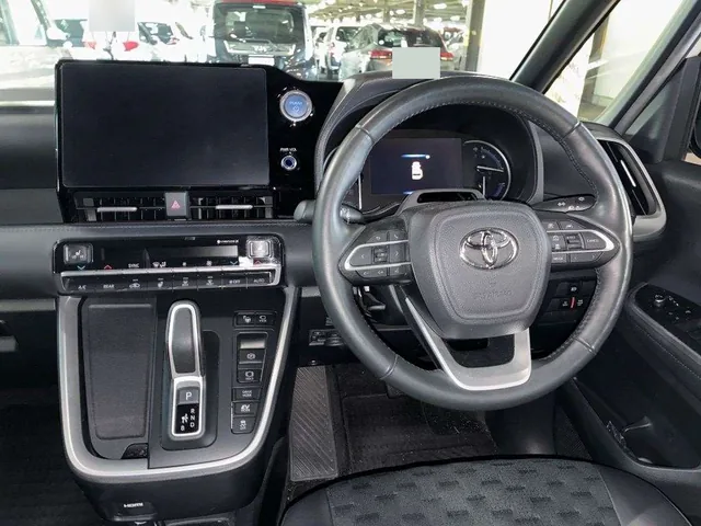 2023 Toyota Voxy Hybrid S-Z, dashboard and steering wheel