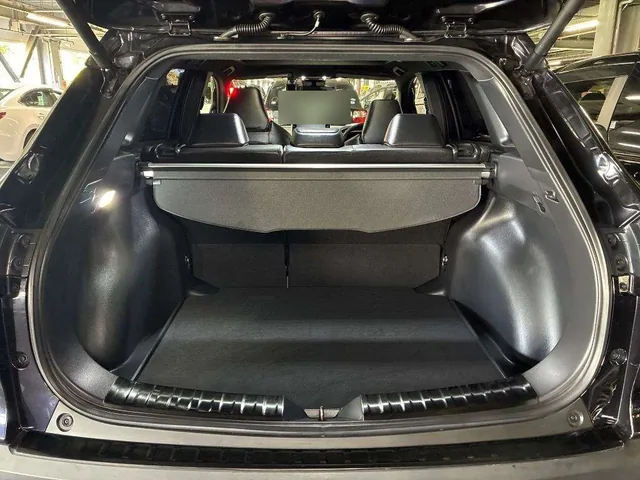 2022 Toyota Corolla Cross Hybrid Z, boot