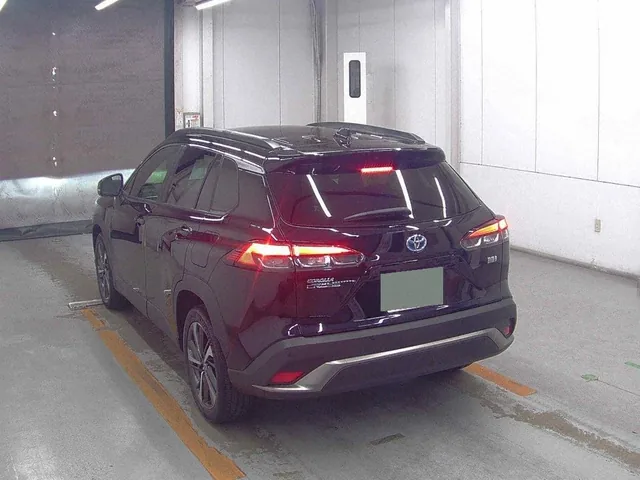 2022 Toyota Corolla Cross Hybrid Z, rear three-quarter view