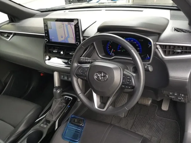 2022 Toyota Corolla Cross Hybrid Z, dashboard and steering wheel