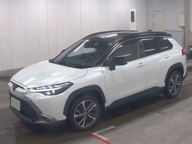 2024 Toyota Corolla Cross Hybrid Z, front three-quarter view