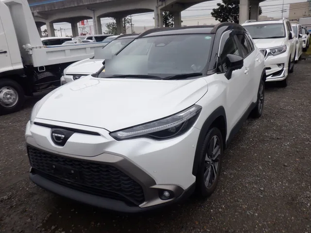 2024 Toyota Corolla Cross Hybrid Z, front view