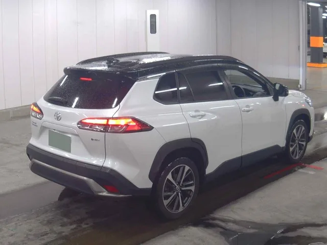2024 Toyota Corolla Cross Hybrid Z, rear three-quarter view