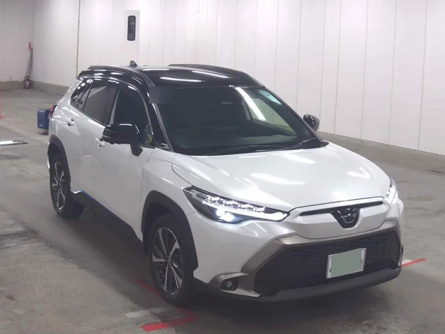 2024 Toyota Corolla Cross Hybrid Z, front three-quarter view