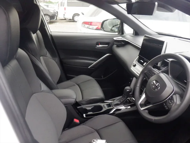 2024 Toyota Corolla Cross Hybrid Z, front seats