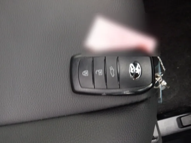 2024 Toyota Corolla Cross Hybrid Z, detail