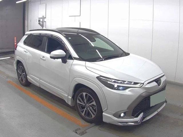 2024 Toyota Corolla Cross Hybrid Z, front three-quarter view