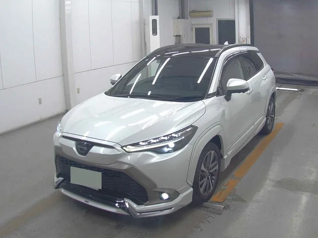 2024 Toyota Corolla Cross Hybrid Z, front three-quarter view