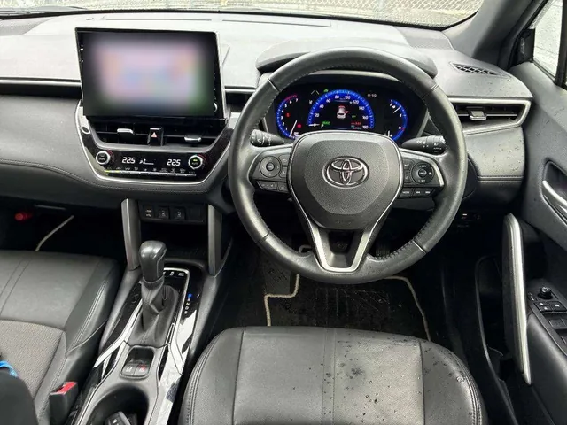 2022 Toyota Corolla Cross Hybrid Z, dashboard and steering wheel