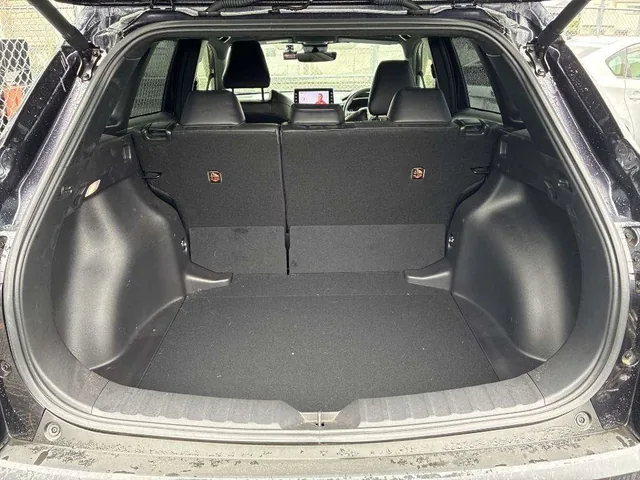2022 Toyota Corolla Cross Hybrid Z, boot