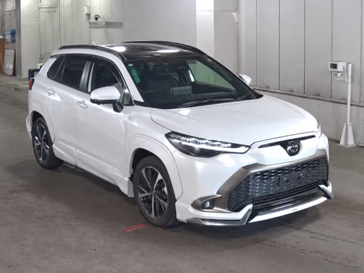 Photo of the 2025 Toyota Corolla Cross Hybrid