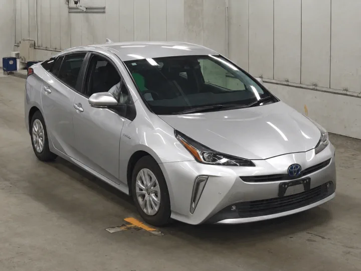 Photo of the 2020 Toyota Prius S Safety Plus II